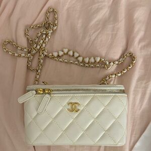 CHANEL long vanity with chain Quilted Leather Crossbody with Gold Chain 24p